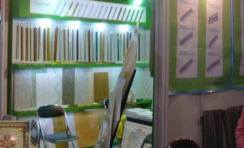 ceiling tee bar,metal stud,pvc ceilings exhibited on 116th Fair(图1)